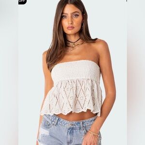 EDIKED BRAND NEW OFF THE SHOULDER WHITE TOP. SIZE M, TAG ON